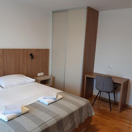 Apartments Mare مالينسكا المظهر الخارجي الصورة